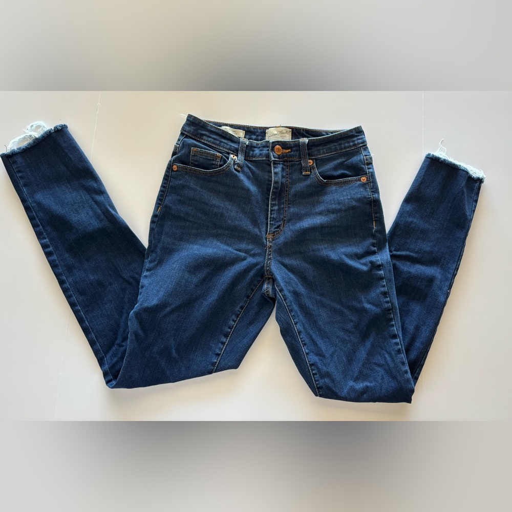 Universal Threads women’s high rise skinny jeans size 4